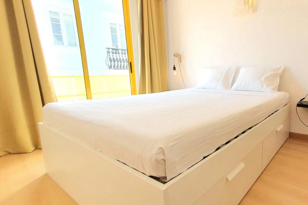 Lovelystay - Yellow Submarine House Lagos Ngoại thất bức ảnh
